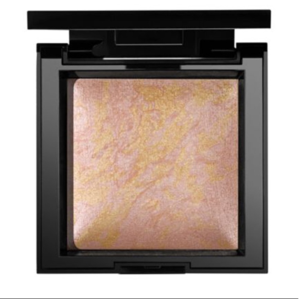 BareMinerals invisible glow highlighter medium
